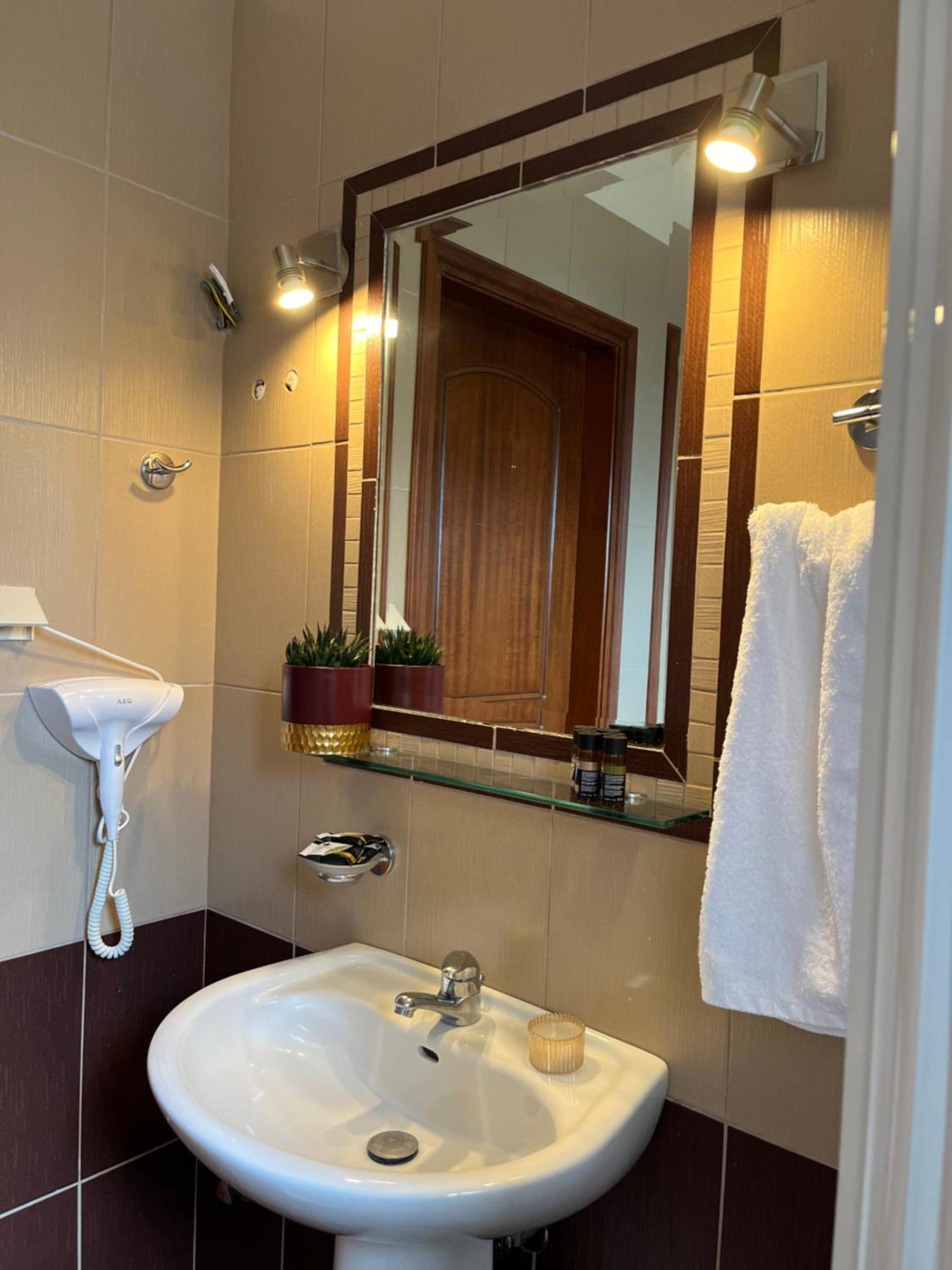 Agnanti Zitsas Hotel Eksteriør bilde
